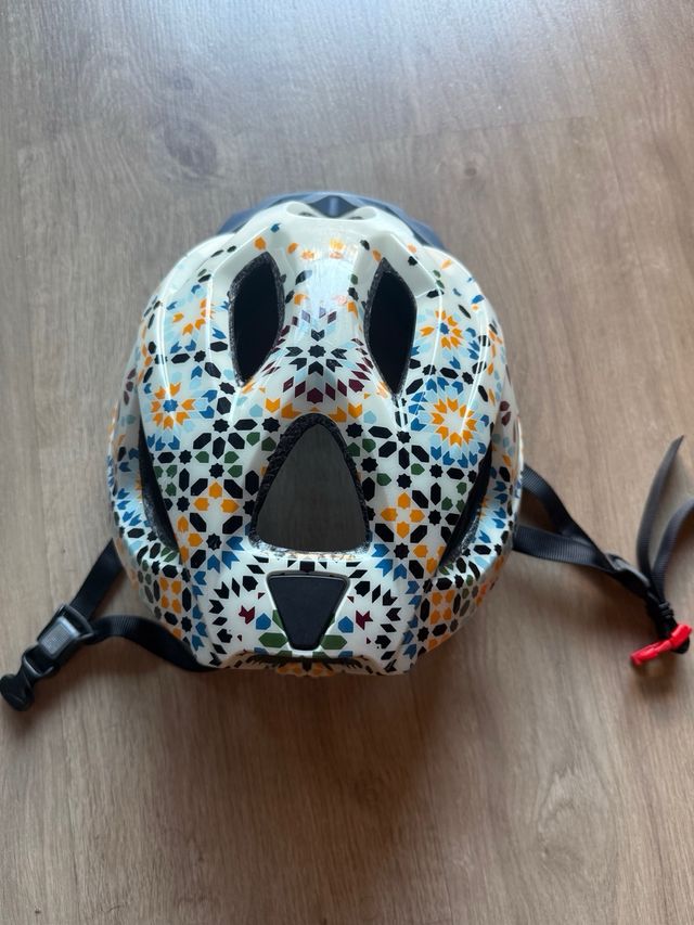 Casco bici Abus, estampado