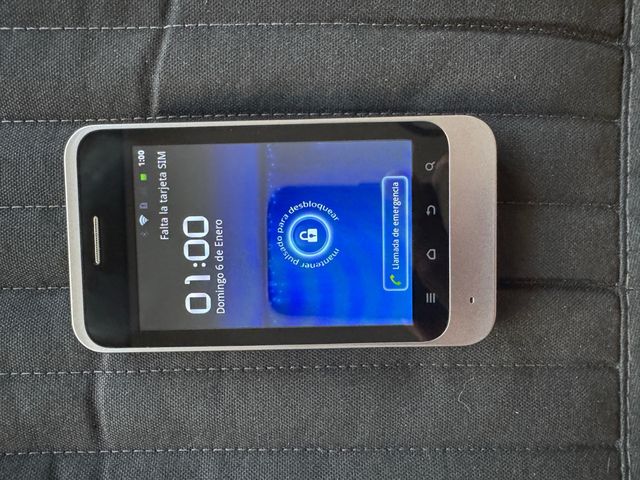 ZTE V788 - Móvil plateado