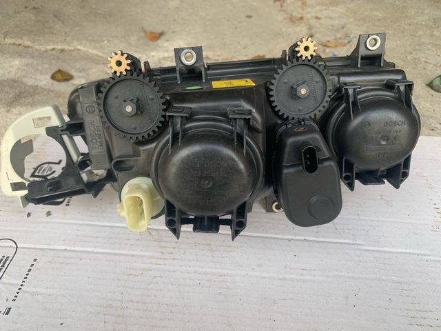 Título: Faro delantero izquierdo Lancia Delta II