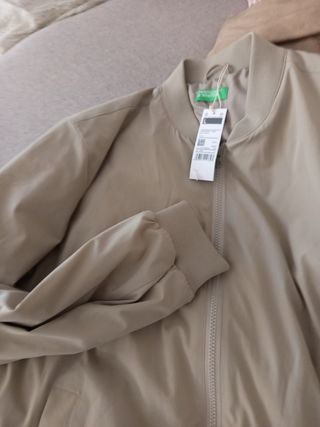 Cazadora bomber Benetton beige - L