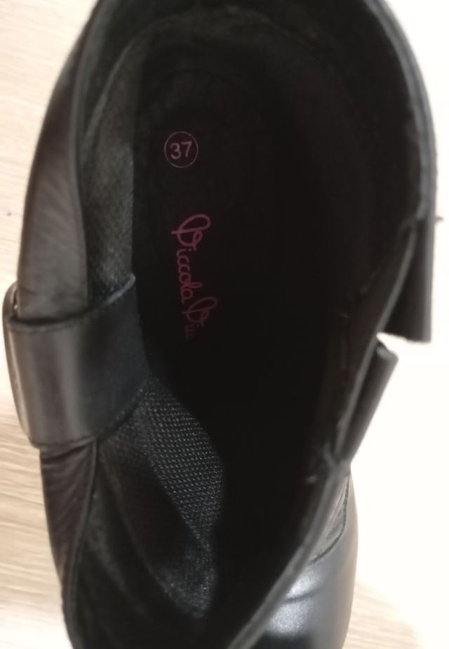 Botines negros con tacón N°37