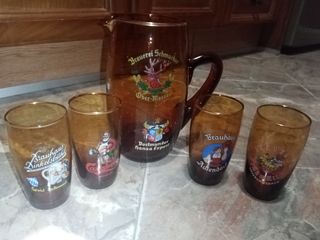 Jarra y vasos cerveza alemana