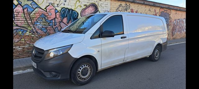 Mercedes Vito 2015, 136CV, extralarga con enganche