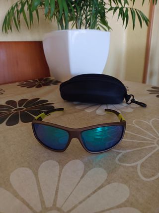 Gafas sol deportivas marrón-azules
