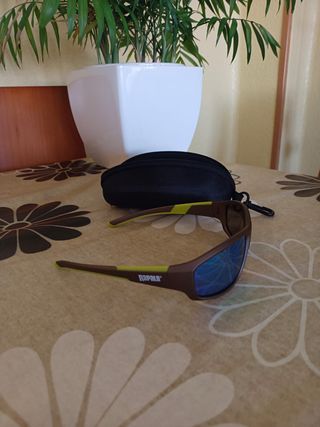Gafas sol deportivas marrón-azules