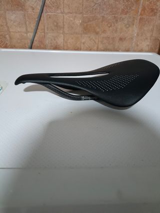 Sillín bici carbono ultraligero