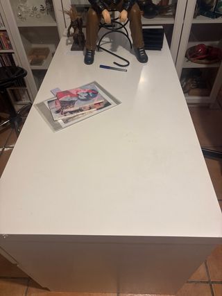Escritorio Ikea blanco - 2 cajones/ ala de regalo