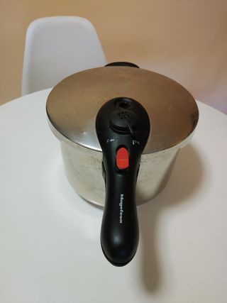Olla a presión Magefesa 6L