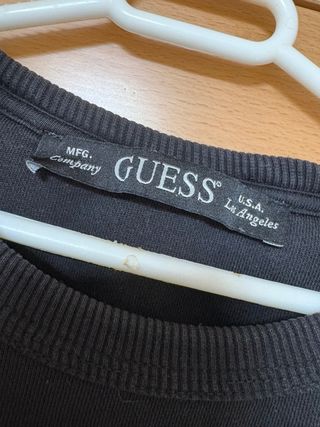 Sudadera Guess negra