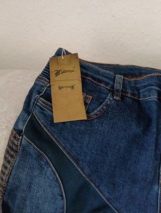 Vaqueros moto estilo vintage