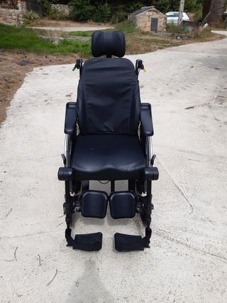 Sillla de ruedas de posicionamiento.