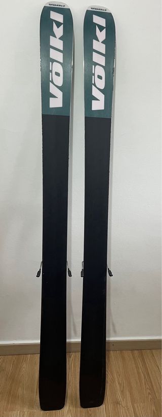 Esquís Volkl freeride 181/108 patín