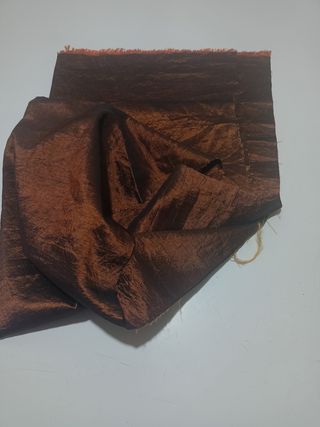 Tafetán bronce: Tela brillante