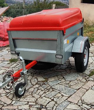 Remolque de coche con tapa 