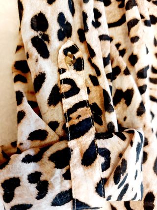 Blusa Zara Leopardo - Talla L