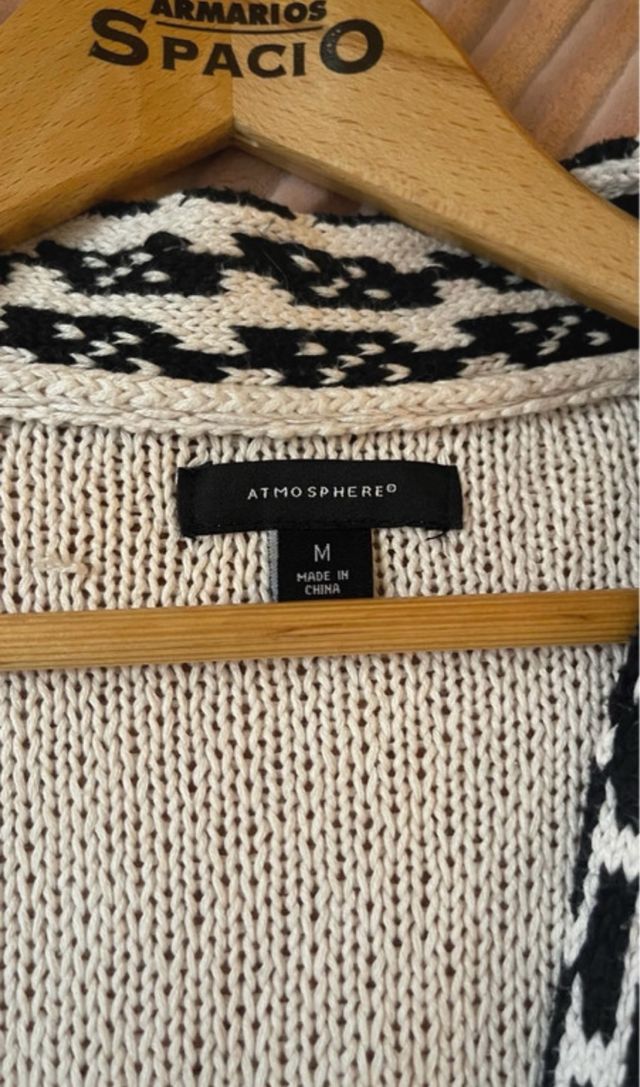 Fantástica  chaqueta flecos ,Atmosphere 