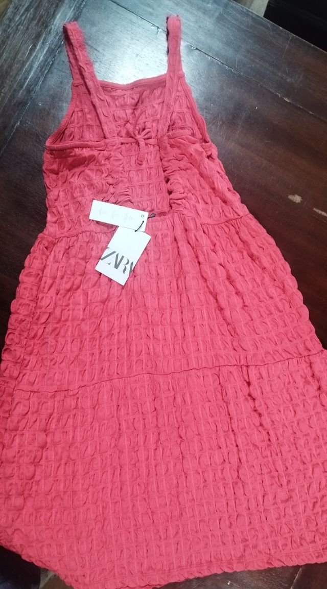 Vestido Zara rojo niña