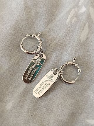 Pendientes Vivienne Westwood plateados