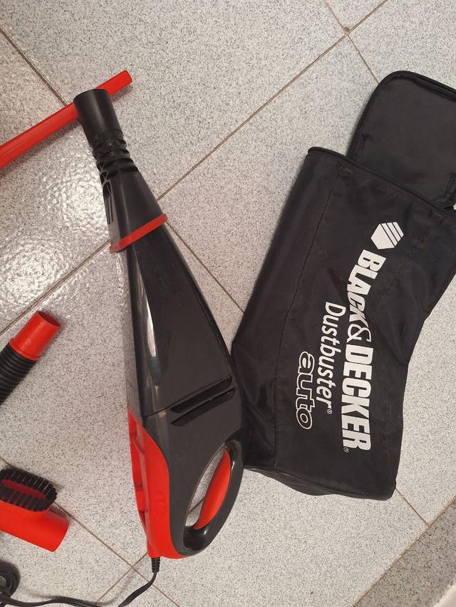 Aspirador Black&Decker Dustbuster Auto