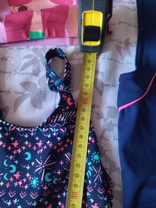 Lote de bañadores piscina niña 5-6 años