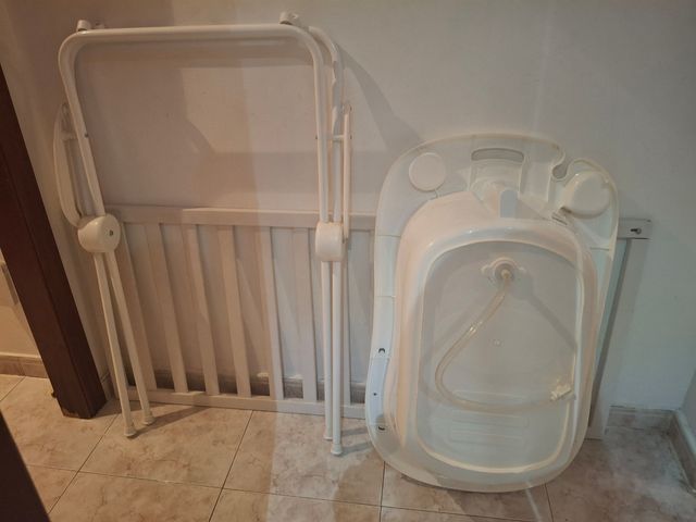 Bañera bebé plegable c/reductor
Muy cómodo