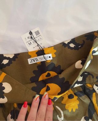 Falda Zara volantes 