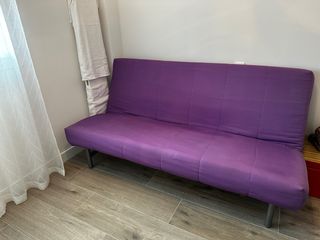 Sofá cama morado