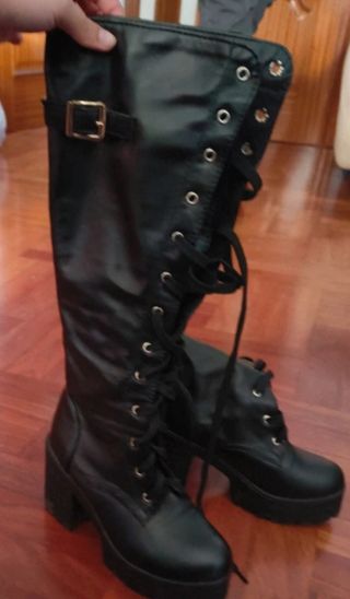 Botas altas negras tacón