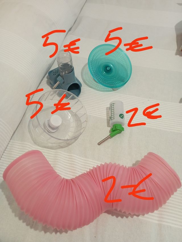 Accesorios hamster: rueda, bebedero, túnel..