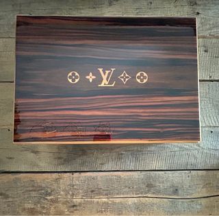 Caja puros Louis Vuitton