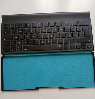 LOGITECH
Tastiera tablet Logitech per iPad