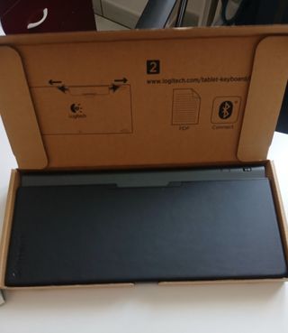 LOGITECH
Tastiera tablet Logitech per iPad