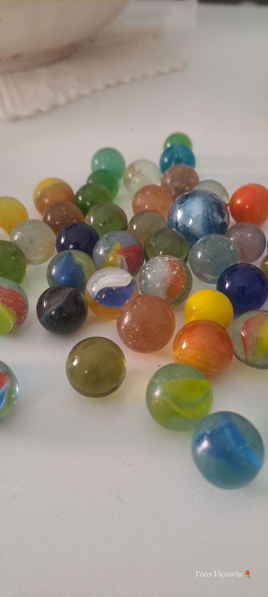 40 canicas de colores