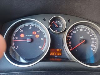Opel Zafira 2008