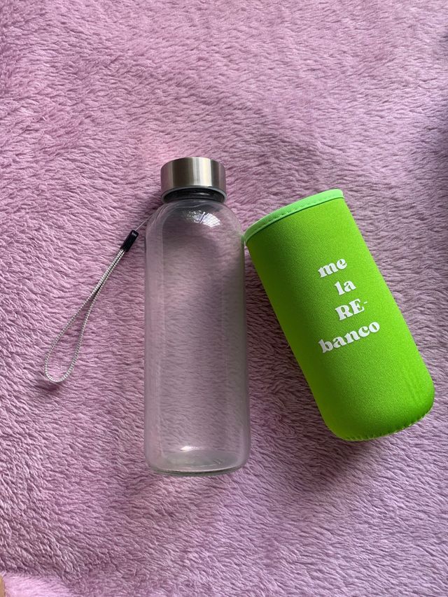 Bottiglia d'acqua in vetro me the re-bank '