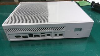 Xbox One bianca - Edizione Limitata
