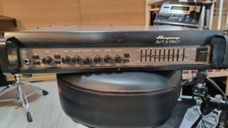 Amplificador de bajo ampeg
