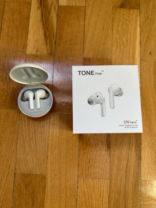 Auriculares LG Tone Free blancos