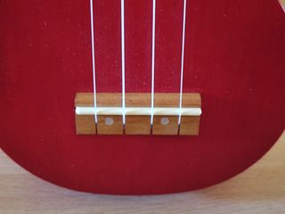 Ukelele Soprano Mahalo MK1 rojo
