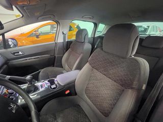 Peugeot 3008 2015