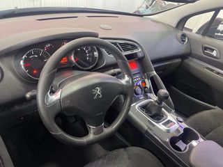 Peugeot 3008 2015