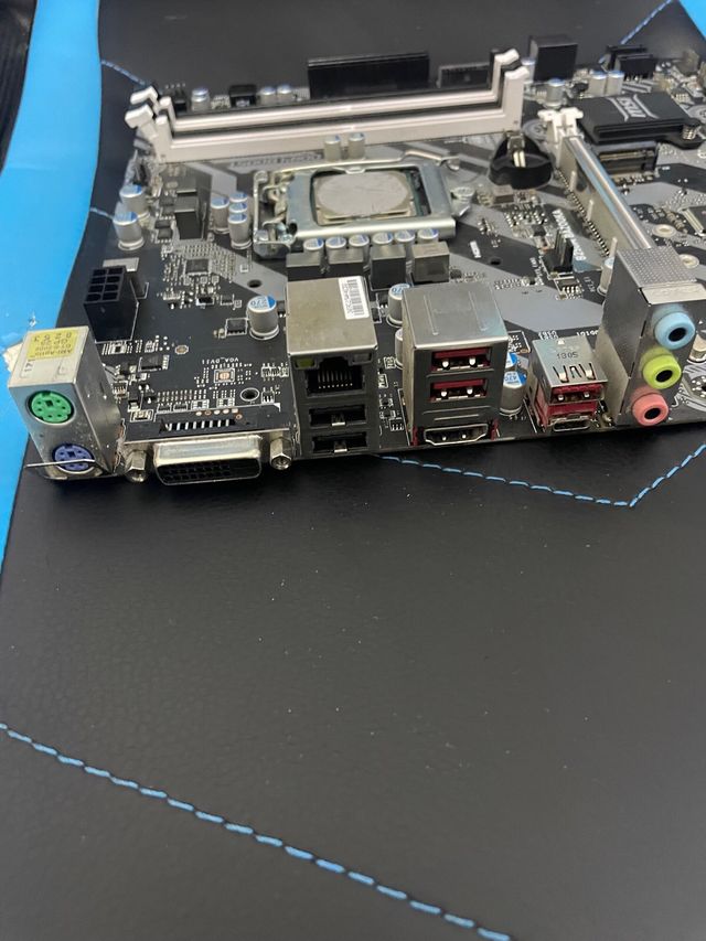 msi B250M Bazooka - Placa base