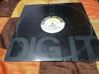 Disco Vinilo J. Asimov – Cybernetic Robot