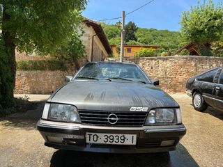 Opel Monza 1985