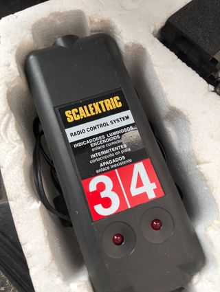 Scalextric antiguo: caja y circuito