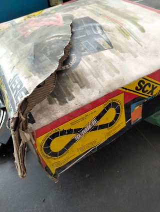 Scalextric antiguo: caja y circuito