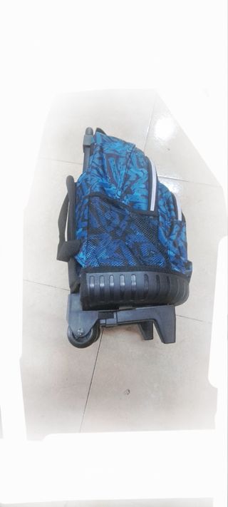 Mochila escolar con ruedas