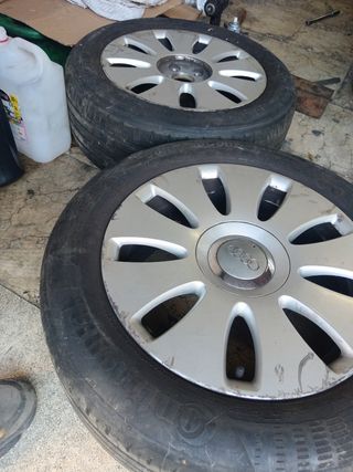 Vendo 4 llantas 205 55 r16 para audi grupo vag