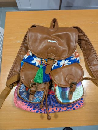 Mochila Desigual estampada