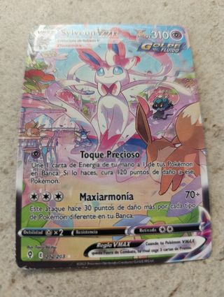 6 cartas Pokémon VMAX